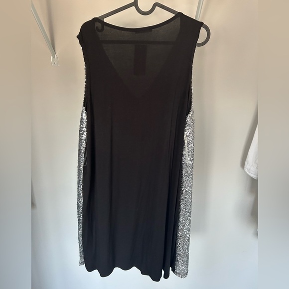 Silver Sequin V-Neck Dress - Picture 2 of 5